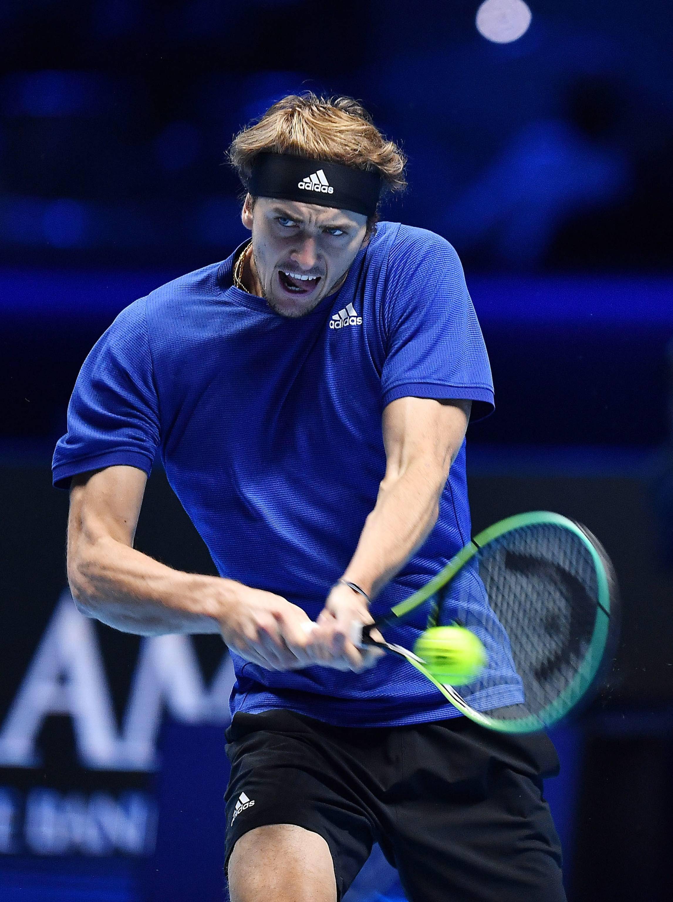 年终总决赛碾压澳网,兹维列夫高光表现 年终总决赛碾压澳网,兹维列夫高光表现