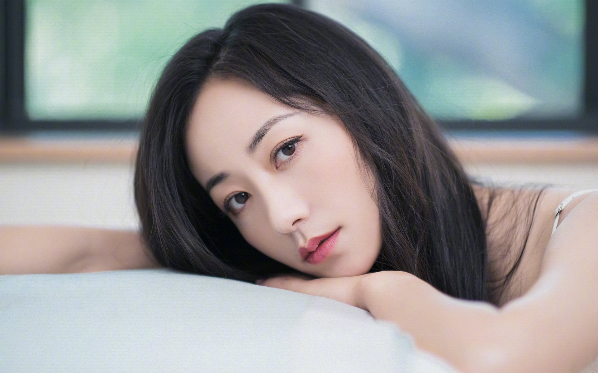 羽坛双城记,日本队剑锋险胜韩国,石宇奇羽翼惊艳人间