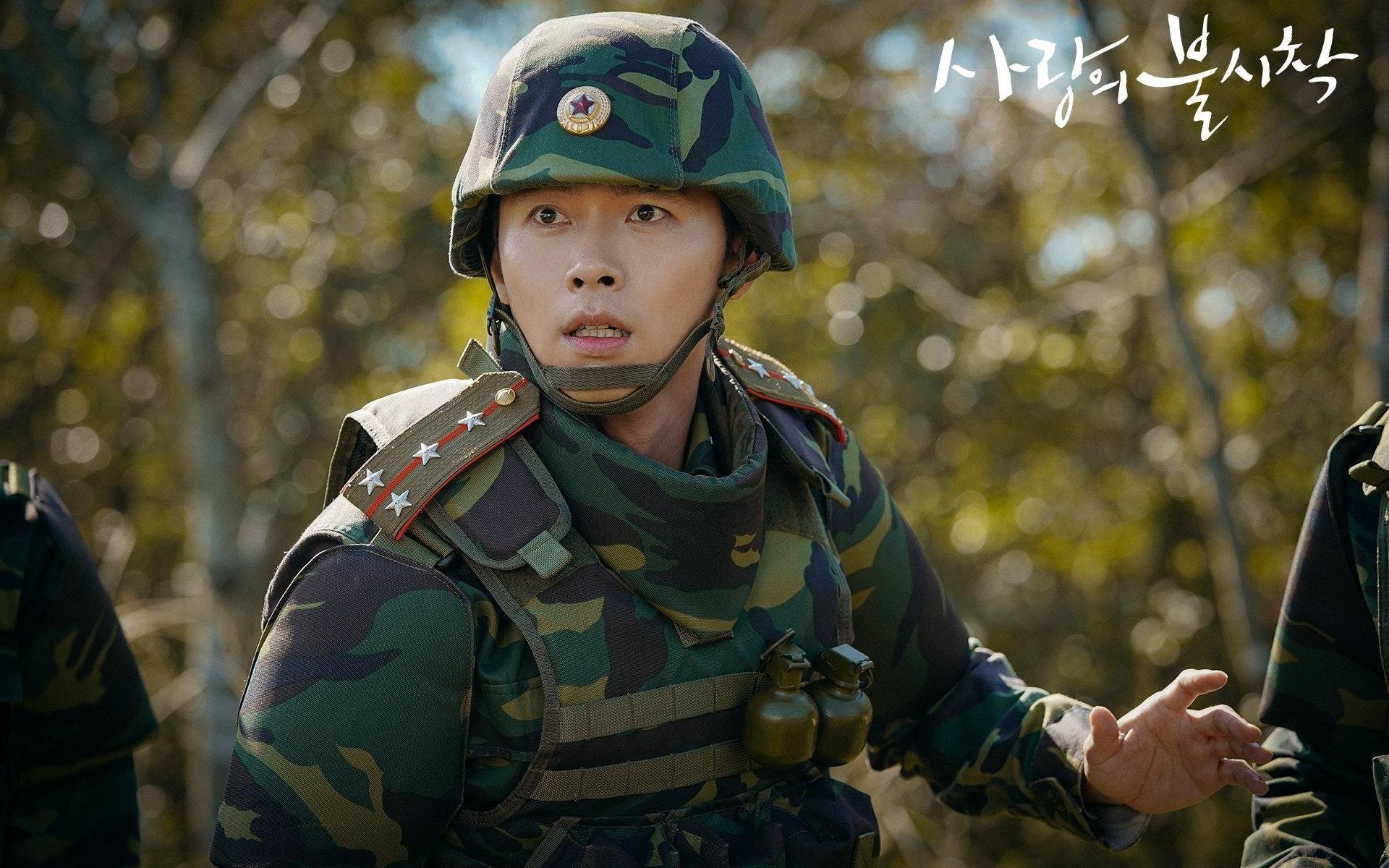 绿刃破银甲，赤心燃烽火—当阿斯顿·马丁的精密机器，遇见周冠宇的滚烫灵魂