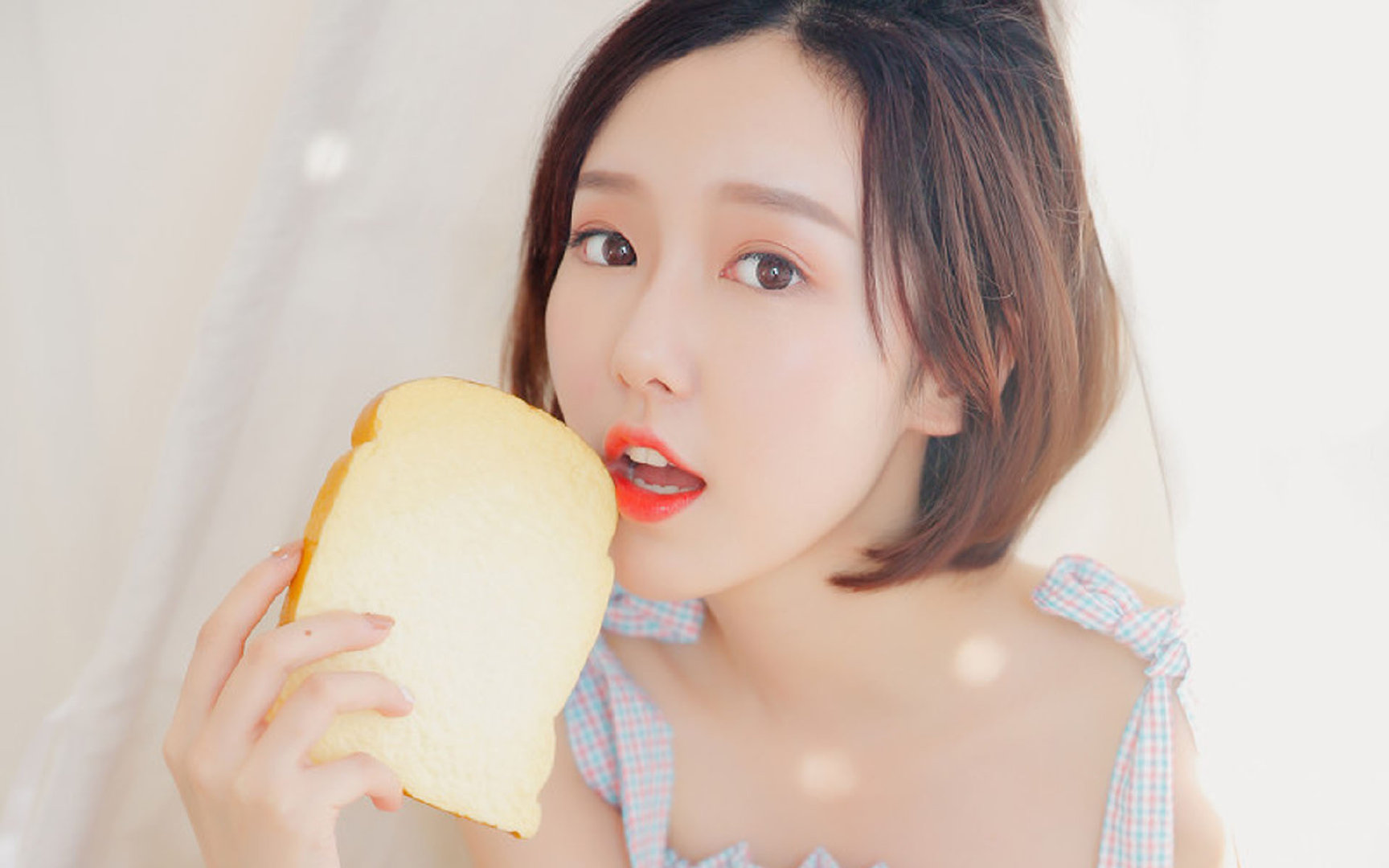 尼日利亚风暴席卷枪手，奥亚尔萨瓦尔逆境中绽放光芒