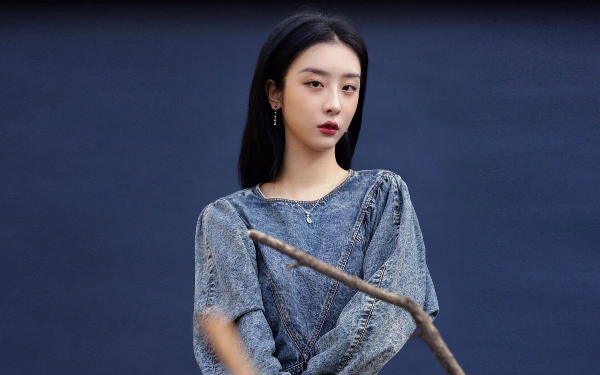 爱游戏2026-东契奇客场擒鹰，但今夜只属于萨克拉门托国王